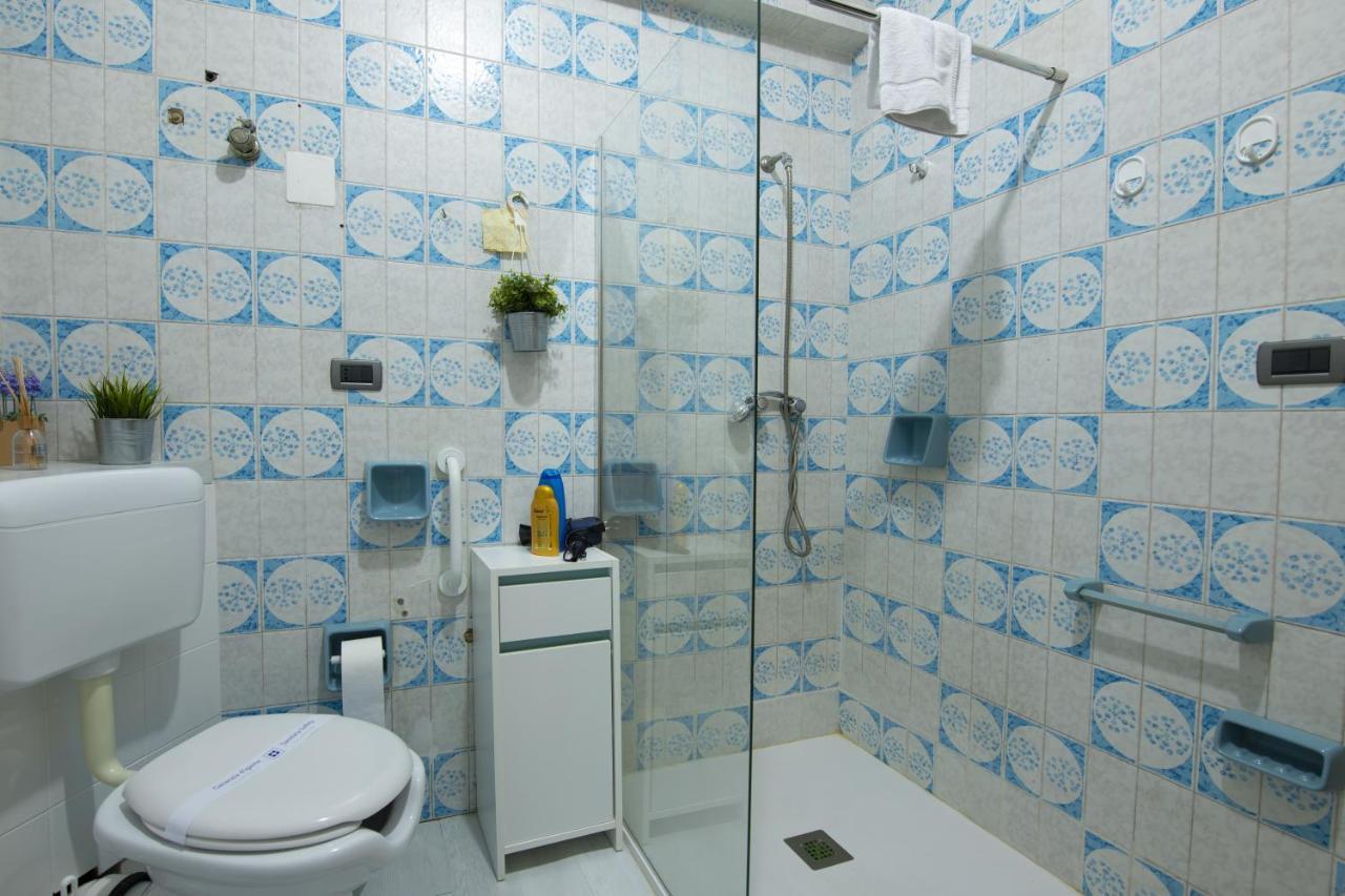 Doctor House Standard, Suites & Luxury Rooms Enna Bagian luar foto