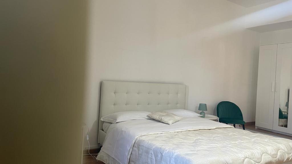 Doctor House Standard, Suites & Luxury Rooms Enna Bagian luar foto