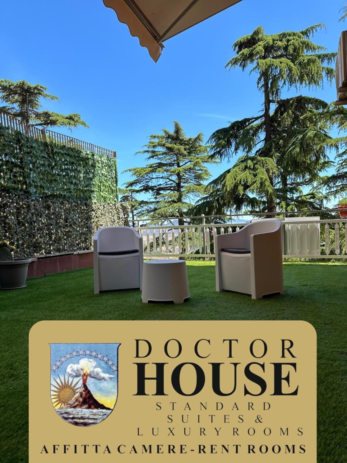 Doctor House Standard, Suites & Luxury Rooms Enna Bagian luar foto